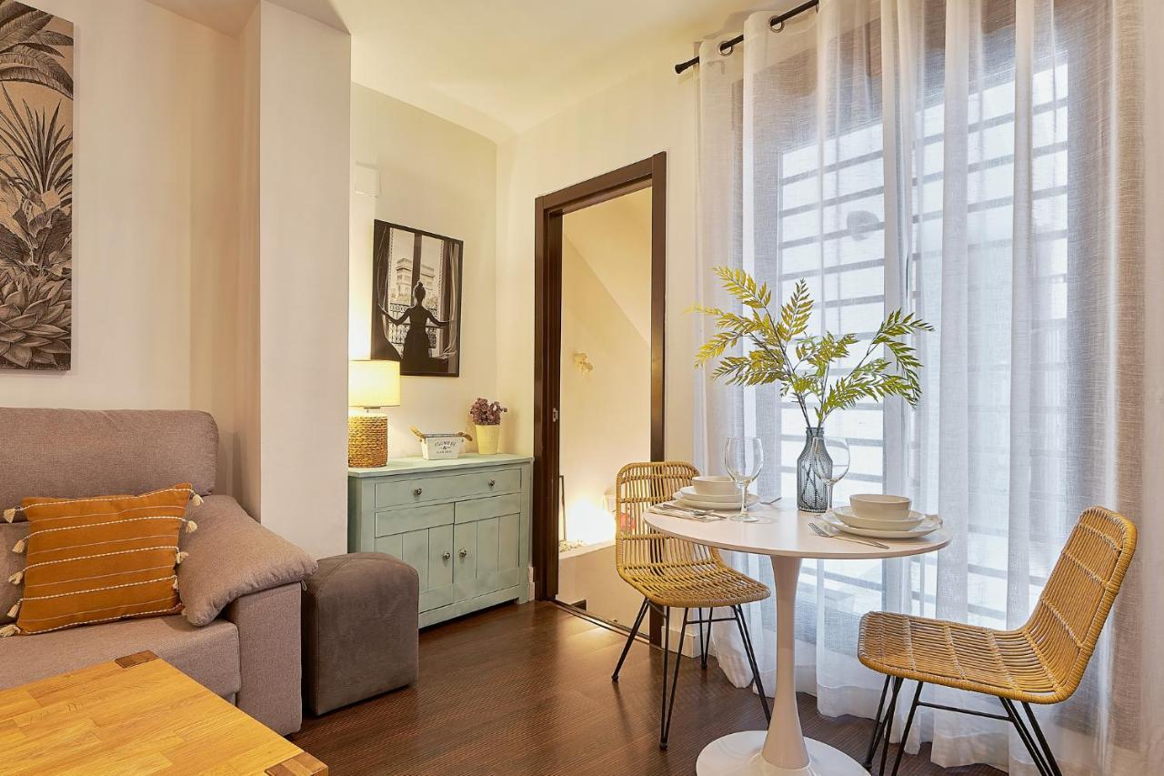 Sunset Apartment - City Center マラガ エクステリア 写真